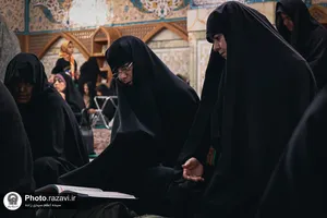 بزرگداشت رهبر شهید انقلاب در رواق نجمه&zwnj;خاتون حرم مطهر رضوی