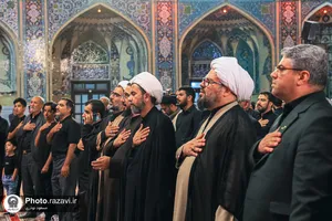 عزاداری سنتی شب نهم محرم در &laquo;حسینیه حرم&raquo;