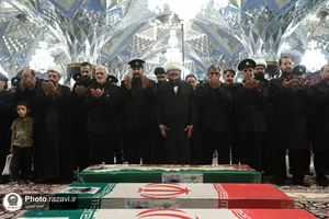 وداع با پیکر شهدای حمله تروریستی رژیم صهیونیستی در حرم مطهر رضوی