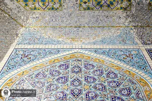 اصلاح ورودی کفشداری شماره 9 حرم مطهر رضوی به منظور تسهیل در تردد زائران