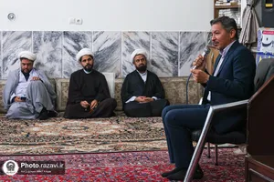 نشست مدیر امور مجاورین بنیاد کرامت رضوی با ائمه جماعات &laquo;پهنه شهید عصمتیان&raquo;