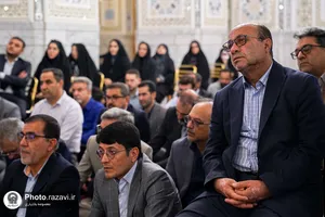 تشرف معاونین وزارت بهداشت و رؤسای دانشگاه&zwnj;های علوم پزشکی سراسر کشور به حرم مطهر رضوی