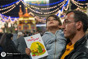 حال و هوای حرم مطهر رضوی در شب میلاد امام رضا علیه&zwnj;السلام -2