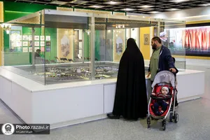 بازدید مدیرعامل بنیاد کرامت رضوی از نمایشگاه رواق خدمت