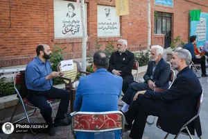 نشست میزبانان و اعضای کاروان&zwnj;های زیر سایه خورشید