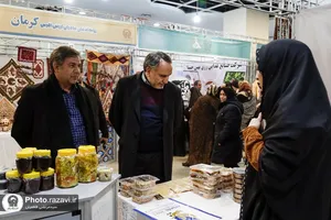 بازدید رییس سازمان علمی، فرهنگی و مدیرکل نذورات آستان قدس رضوی از نمایشگاه بانوان کارآفرین