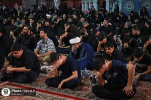 عزاداری سنتی شب هشتم محرم در &laquo;حسینیه حرم&raquo;