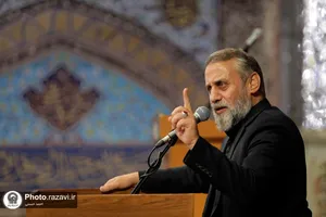 مراسم وداع با پیکر شهید سیدهاشم حسینی در حرم مطهر رضوی