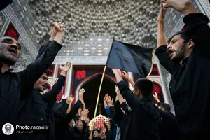 اجتماع عظیم عزاداران امام رضا علیه السلام در حرم مطهر رضوی