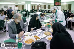 پذیرایی از پزشکان مشهدی در مهمانسرای حضرت