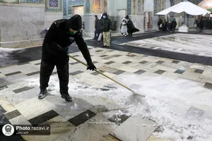 آماده&zwnj;باش خادمان حرم مطهر رضوی همزمان با برودت هوا در مشهد