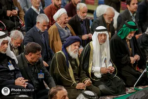 حضور شیوخ عشایر عراق در نماز جمعه حرم مطهر رضوی