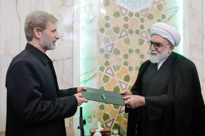دیدار فرمانده کل ارتش جمهوری اسلامی ایران با تولیت آستان قدس رضوی
