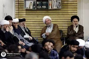 مراسم بزرگداشت شهدای سانحه هوایی رئیس جمهور و هیئت همراه در مشهد