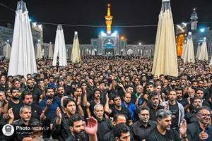 حال و هوای حرم مطهر رضوی در شب شهادت امام رضا(علیه&zwnj;السلام)