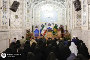 تشرف دانشجویان جدیدالورود پزشکی و پیراپزشکی به حرم مطهر رضوی