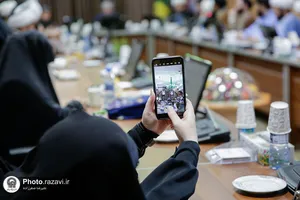 دیدار اعضای مجمع فعالین رسانه حوزه علمیه خراسان با مدیر عالی حرم مطهر رضوی
