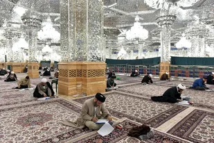 آزمون فصلی اداره پاسخگویی به سوالات شرعی حرم مطهر رضوی