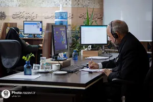 پاسخگویی تلفنی مدیر خدمه حرم مطهر رضوی به مخاطبان سامانه ۱۳۸
