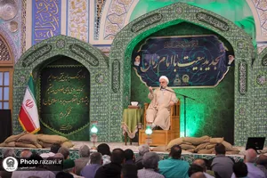 اجتماع تجدید بیعت با امام زمان (عج) در حرم مطهر رضوی