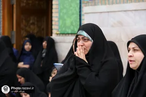 بهت و اندوه زائران حرم مطهر رضوی در لحظه اعلام خبر شهادت رئیس&zwnj;جمهور