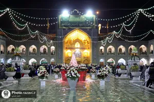 حال و هوای حرم مطهر رضوی در شب میلاد امیرالمومنین علی علیه&zwnj;السلام