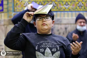 حضور نوجوانان دهه هشتادی در مراسم احیا ماه مبارک رمضان