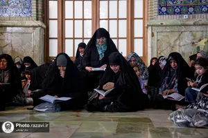 حال و هوای حرم مطهر رضوی در شب میلاد حضرت زینب سلام&zwnj;الله علیها