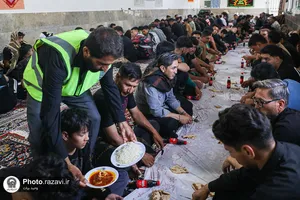 موکب میقات&zwnj;الرضا علیه&zwnj;السلام فراشان حرم مطهر رضوی
