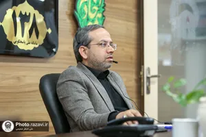 پاسخگویی تلفنی مدیران آستان قدس رضوی به مخاطبان سامانه ١٣٨