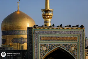 نصب کتیبه&zwnj;های شهادت امام حسن عسکری علیه&zwnj;السلام در حرم مطهر رضوی