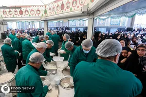 توزیع 40 هزار فالوده در چایخانه حضرت