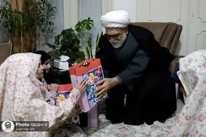 دیدار تولیت آستان قدس رضوی با چهار خانواده فرزندپذیر بهزیستی