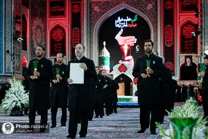 آیین خطبه&zwnj;خوانی شب شهادت امام رضا علیه&zwnj;السلام در حرم مطهر رضوی