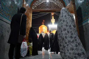 حال و هوای حرم مطهر رضوی در شب وفات حضرت معصومه سلام الله علیها