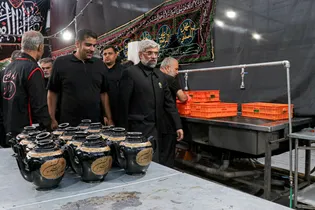 بازدید مدیر عالی حرم مطهر رضوی از مواکب اطراف حرم امام رضا علیه‌السلام