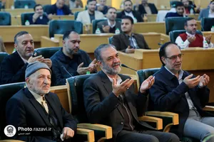 هم&zwnj;نشینی قرآنی در حرم مطهر رضوی