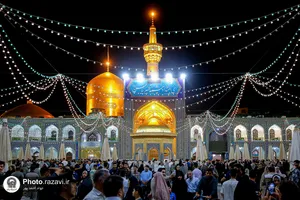 حال و هوای حرم مطهر رضوی در شب میلاد امام حسن عسکری علیه&zwnj;السلام