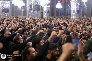 ویژه برنامه پرچمدار مقاومت در حرم مطهر رضوی