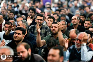 مراسم وداع با پیکر شهدای گمنام هشت سال دفاع مقدس در حرم مطهر رضوی