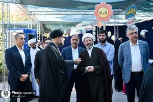 بازدید مدیران آستان قدس رضوی از فرایند توزیع اقلام آموزشی و فرهنگی مهدالرضا علیه&zwnj;السلام