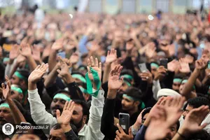 اجتماع عظیم عزاداران اردو زبان در حرم مطهر رضوی