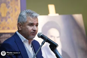 نشست صمیمی نویسندگان با تولیت آستان قدس رضوی
