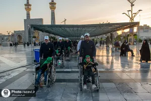 تشرف کودکان دارای بیماری خاص به حرم مطهر رضوی