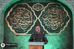 بزرگداشت فرماندهان شهید دفاع مقدس در حرم مطهر رضوی