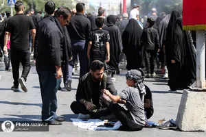 پیاده&zwnj;روی جاماندگان اربعین در مشهد