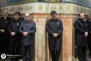 غبارروبی ضریح منور رضوی