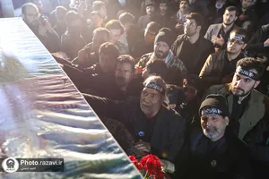 تشییع پیکر شهید گمنام دفاع مقدس در بلوار سجاد مشهد