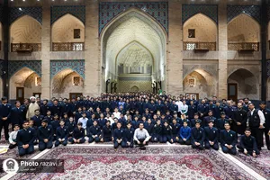 دیدار صمیمی خادمیاران مکبر نوجوان با مدیر عالی حرم مطهر رضوی