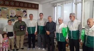 خانواده‌های شهدا پیشگامان فرهنگ جوانی جمعیت در جامعه